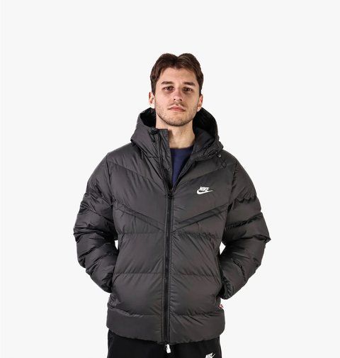 Куртка Nike Storm fit  Куртка Nike Storm fit  фото