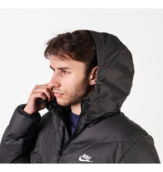 Куртка Nike Storm fit  Куртка Nike Storm fit  фото